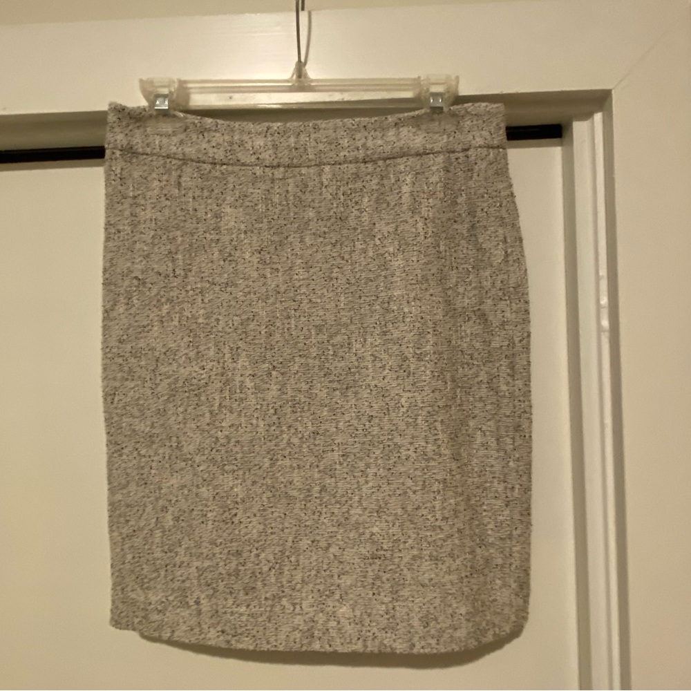 Tweed pencil skirt petite